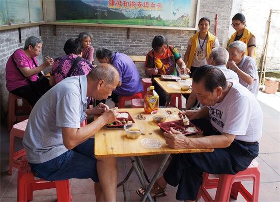 广州友好老年公寓 太和镇长者大配餐服务于6月30日正式运作