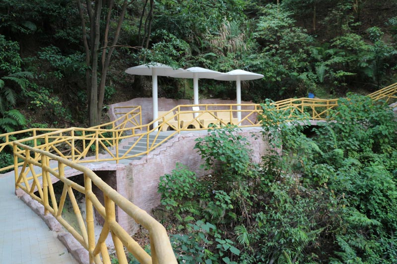 广州友好老年公寓 登山道